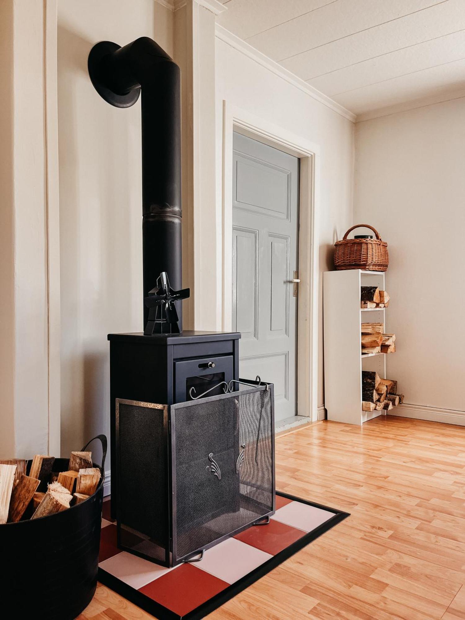 Charming House With Wood Stove Near Lake Virserum Zewnętrze zdjęcie